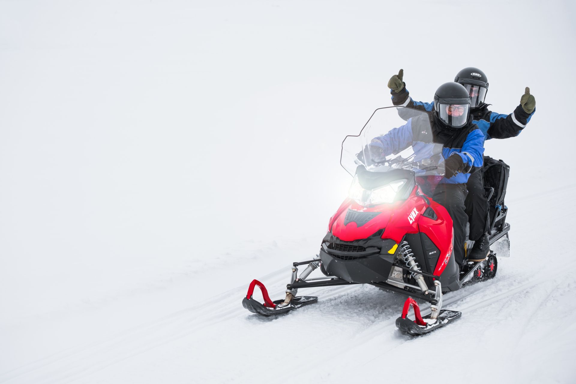 Snowmobile Wilderness Hotel Muotka