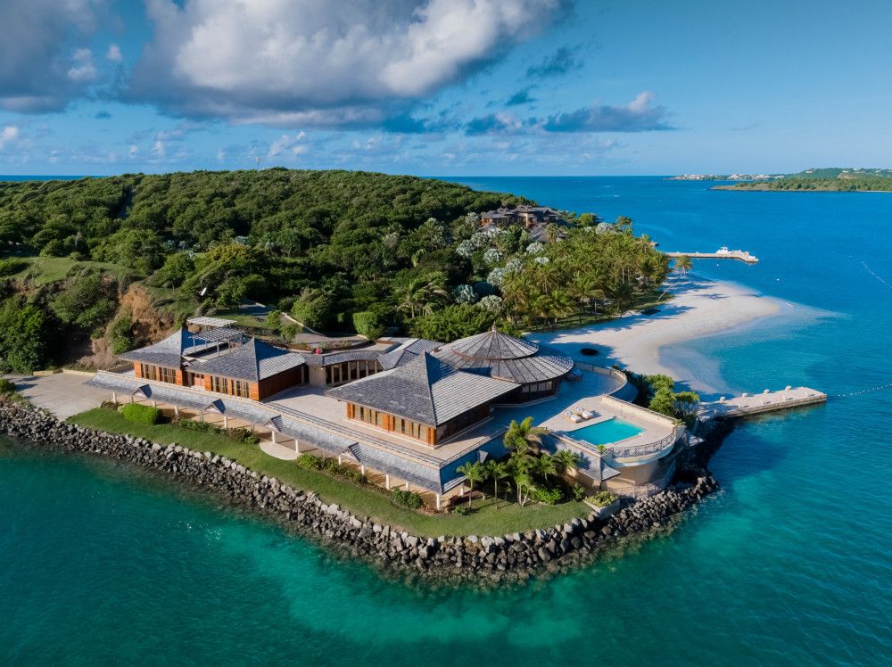 Calivigny Island Overhang House