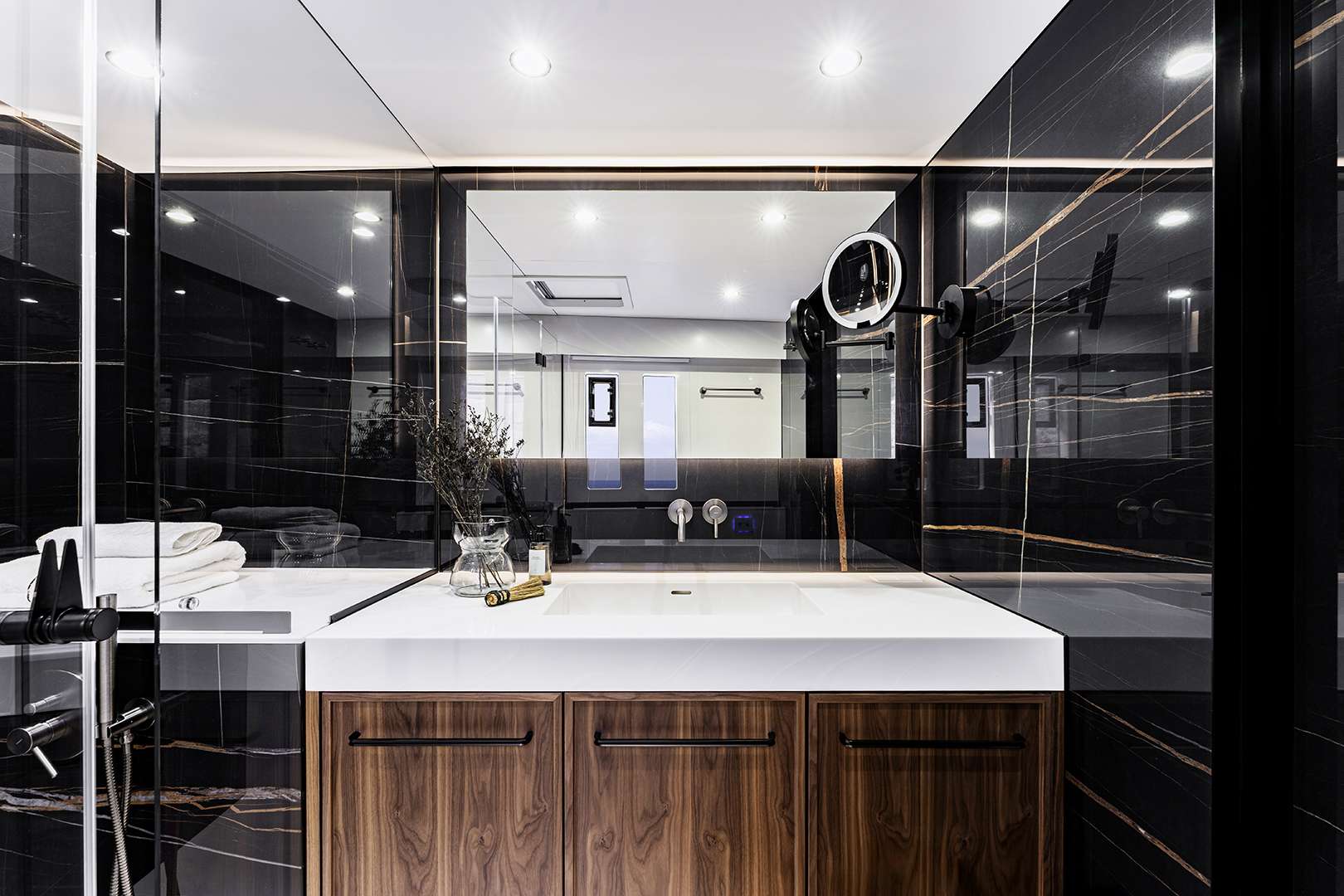 Sunreef 60 luxury interior