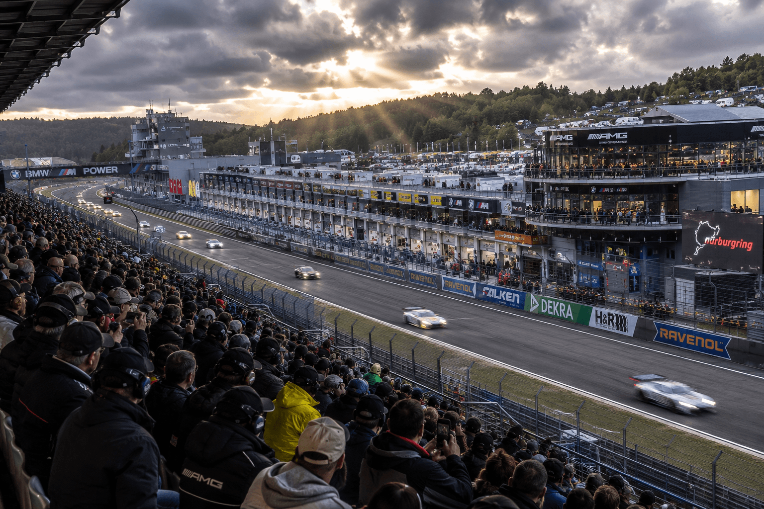 24h Nürburgring – tribuny, paddock a závodní atmosféra